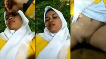 Gadis Desa Jilbab Terciduk Mesum Di Semak Belukar poster