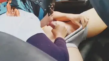 Tante BJ di Dalam Mobil Servis Premium Lumer Enak poster