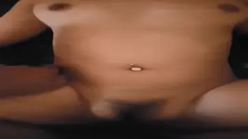 Udel Berlubang Tindik Sange Colmek Sampe Memek Bergetar poster