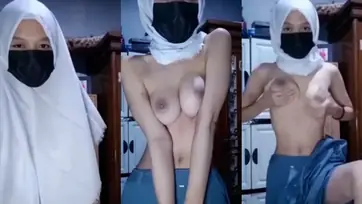 Ukhty Nina Asanti Hijab Baju SMA Ngentot Liar poster